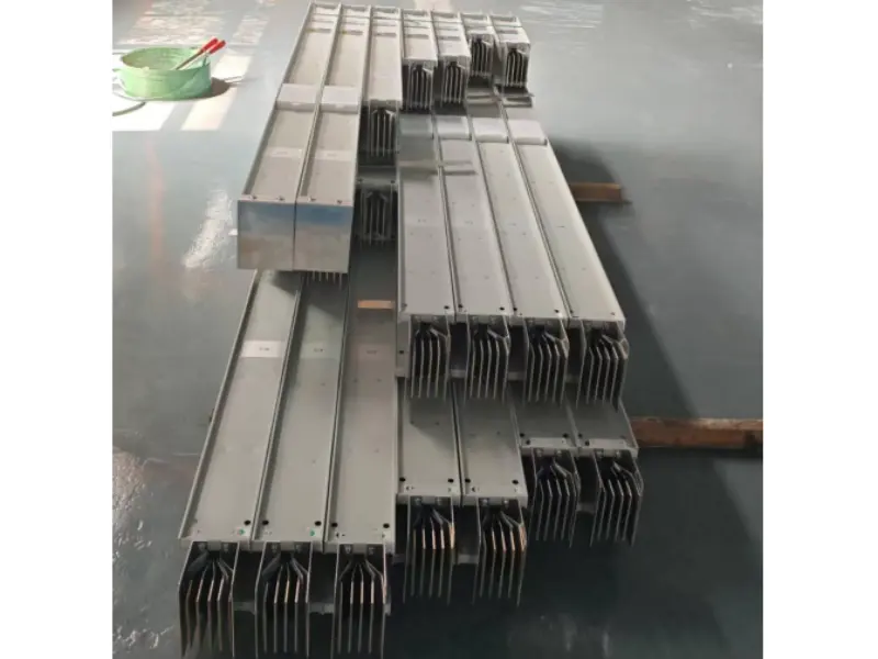 Professional Busway Manufacturer Empowering Industrial et Renewable Energy Sectors cum Customized Power Distribution Solutions for Factories and Data Centers