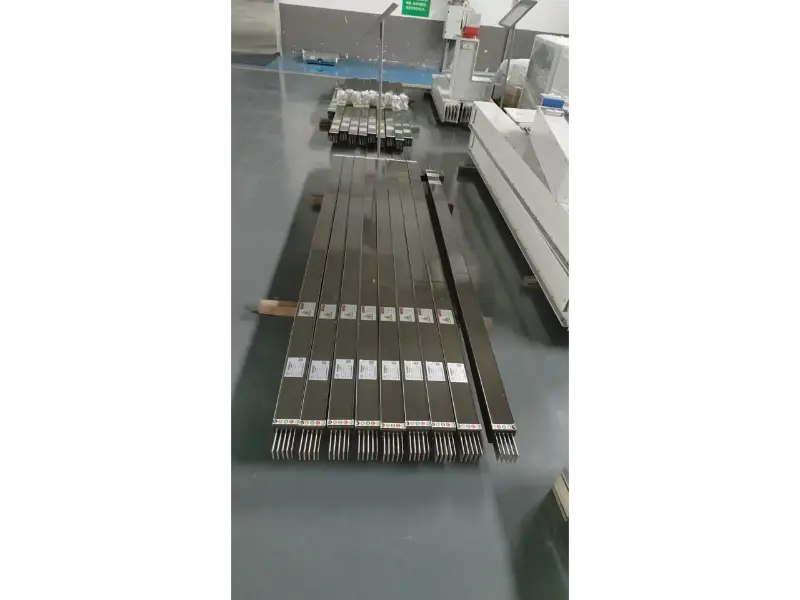 China Busbar Truking System Factory Launches IP68 Praesidium Products pro Reliable Power Distribution in Extreme Environments